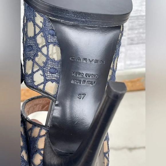 Carven Mesh and Lace open toe heels size 37/7 - Picture 9 of 17